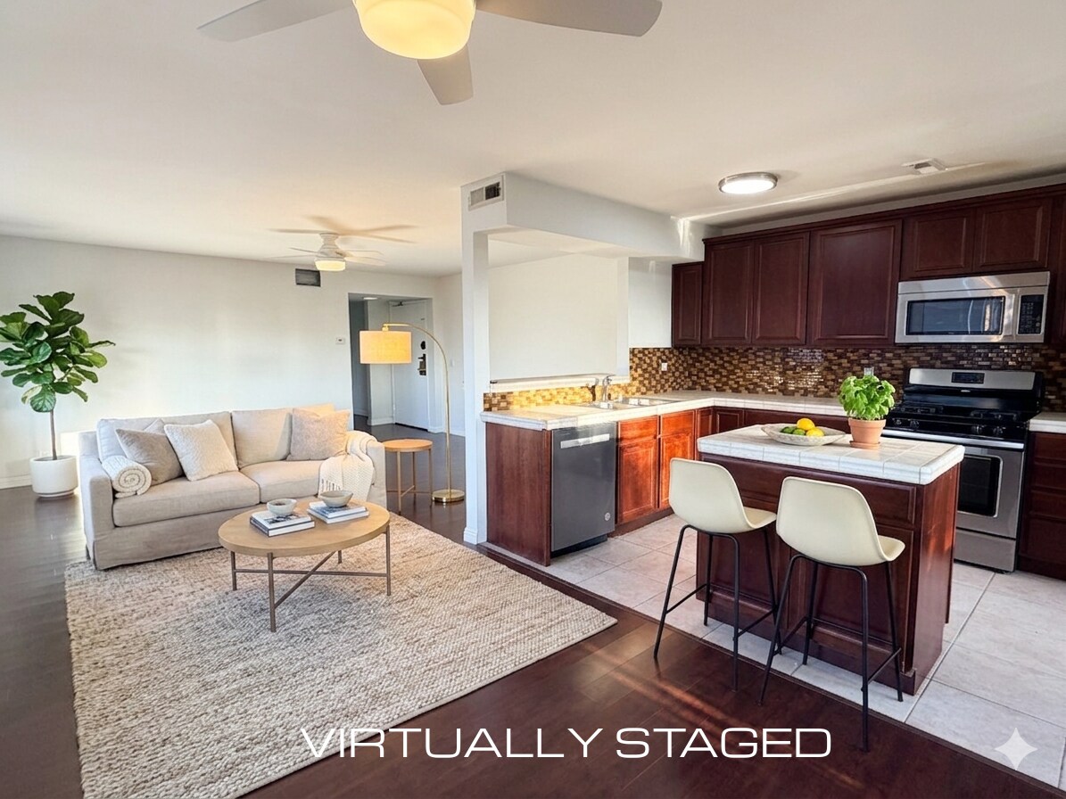 Building Photo - 7305 Milwood Ave