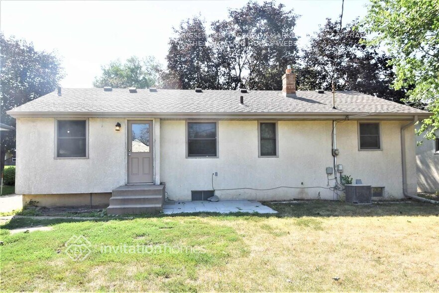 Building Photo - 1345 9th Ave S