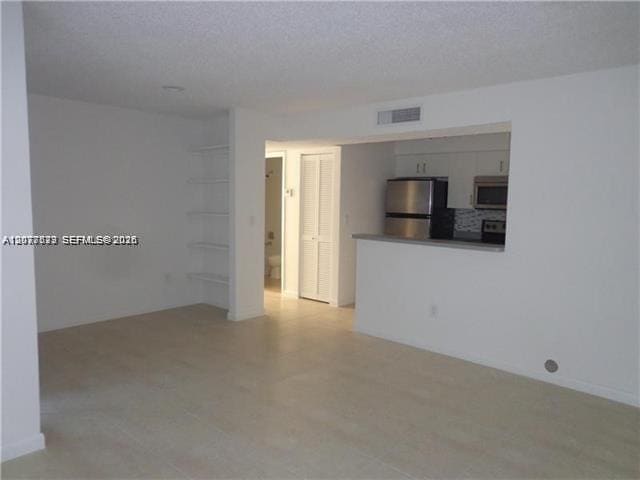 Building Photo - 1267 SW 46th Ave