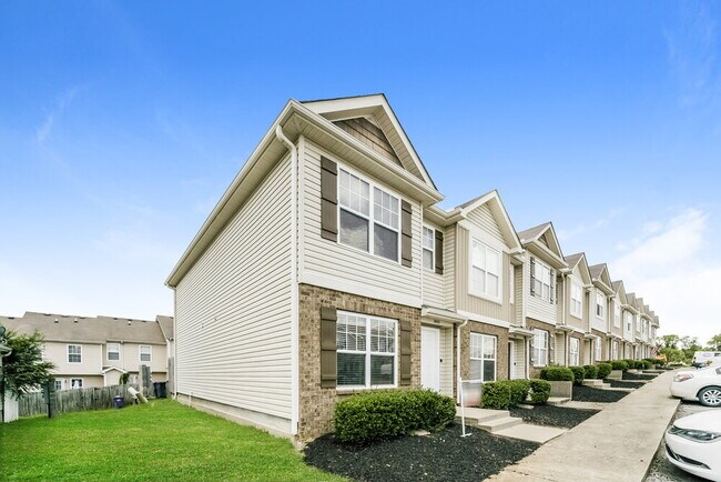 Building Photo - 8035 Logan Dr