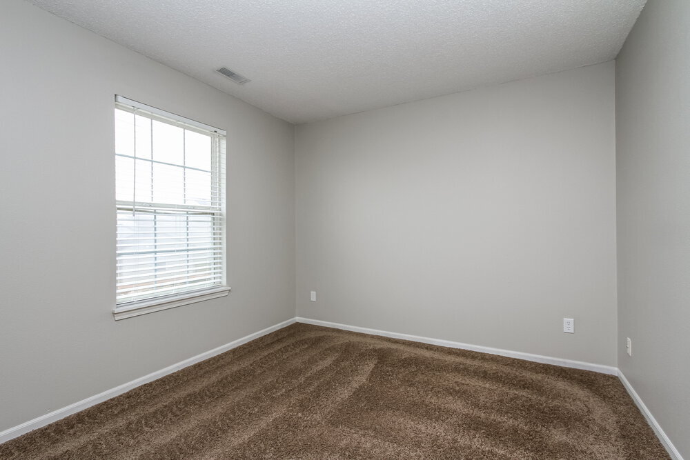 Building Photo - 209 Bent Stream Ln