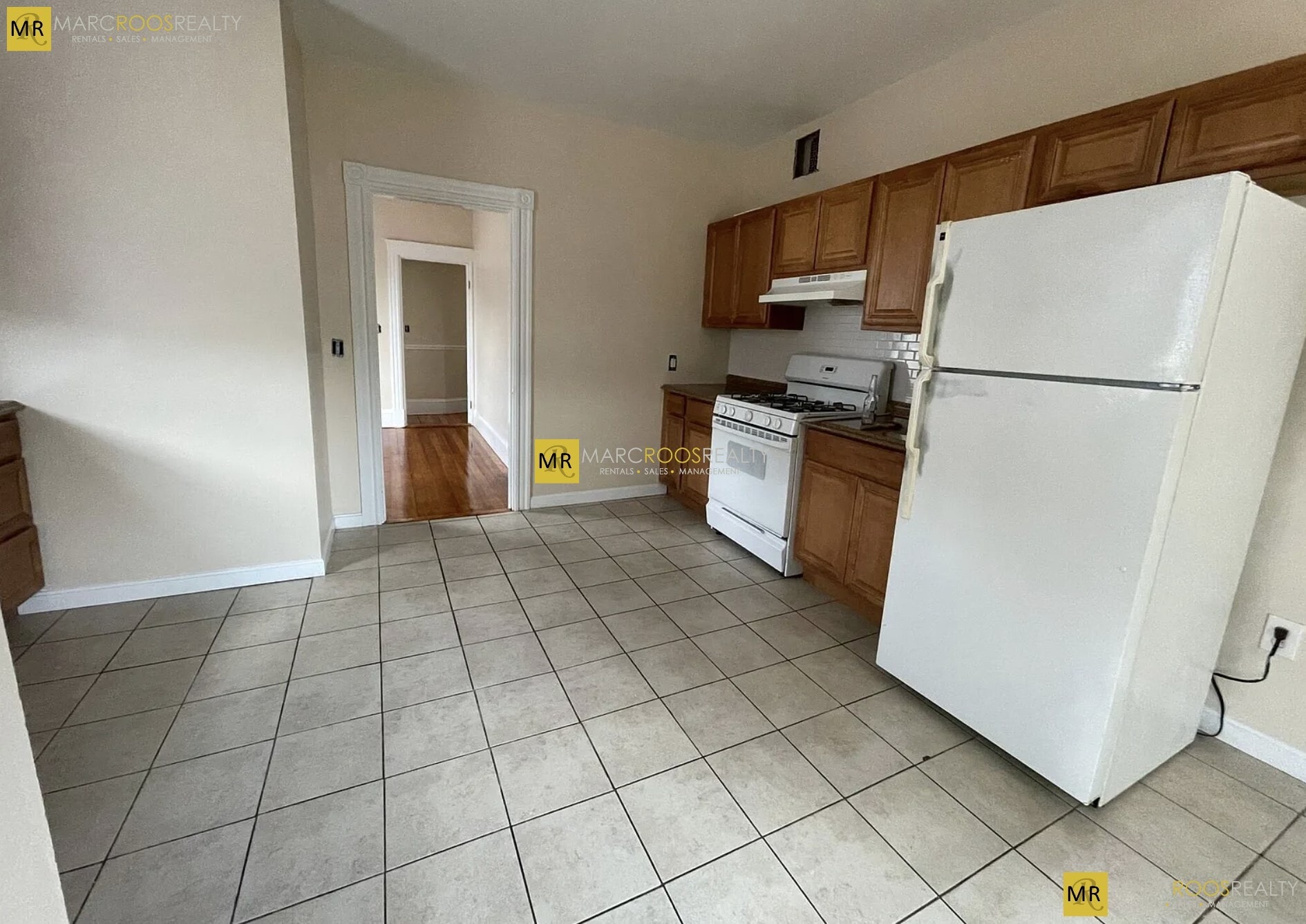 Building Photo - 74 Summer St