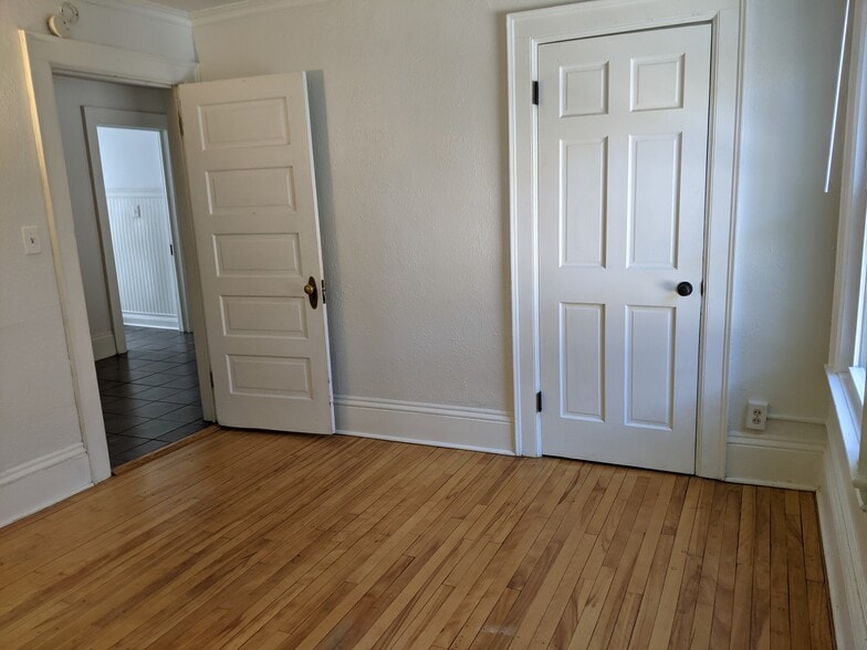 Bedroom - 2509 Pleasant Ave