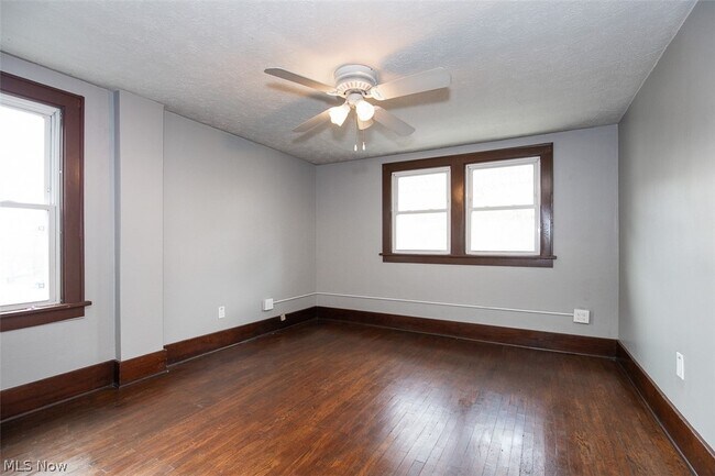 Building Photo - 888 Harrison Ave