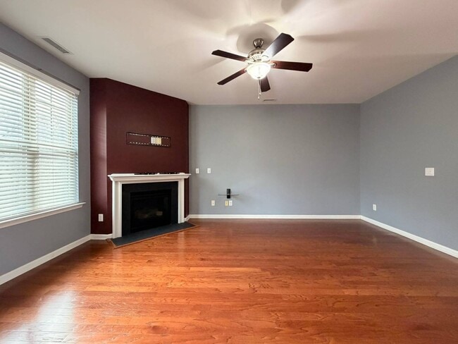 Building Photo - 8268 Primanti Blvd