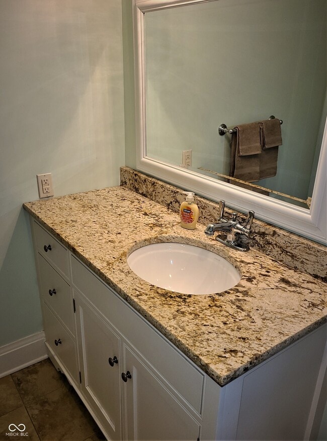 Building Photo - 131 1st Ave NW