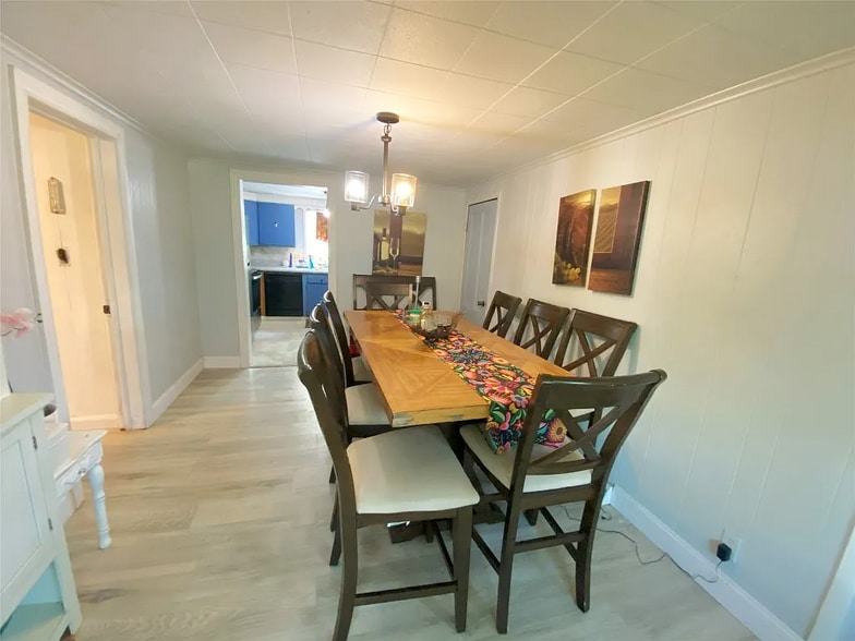 Building Photo - 85 Mill St