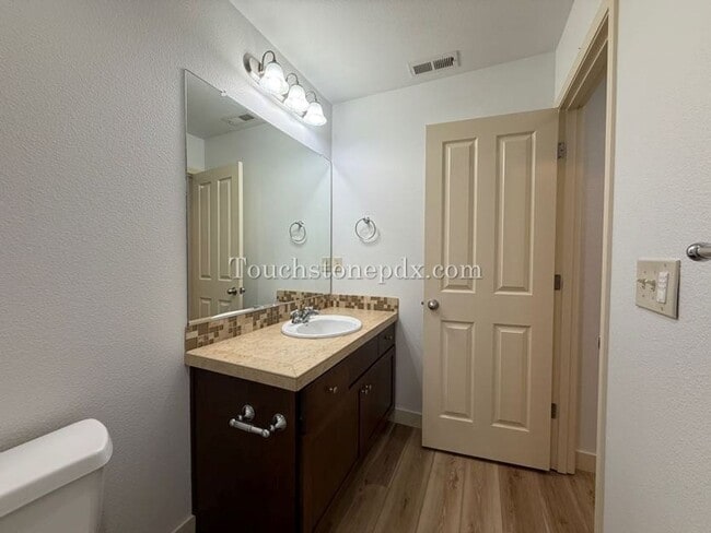 Building Photo - 16316 SE Scoria Ln