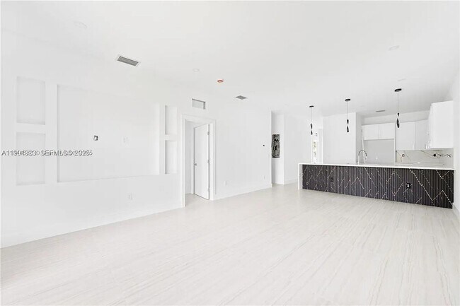 Building Photo - 10745 SW 217th St