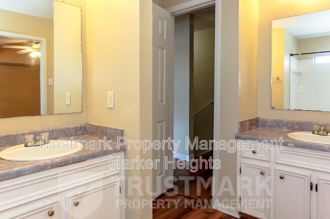 Building Photo - 3103 Courtney Ln