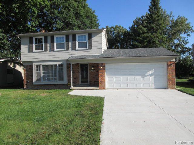 Primary Photo - 19960 Hickory Leaf St