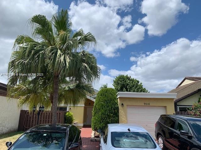 Primary Photo - 9516 SW 148th Ave