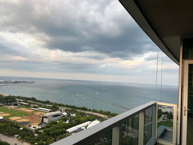 Building Photo - 1201 S Prairie Ave