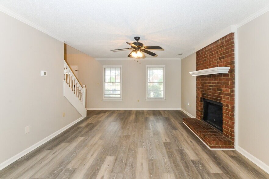 Building Photo - 9453 Bryant Trent Blvd