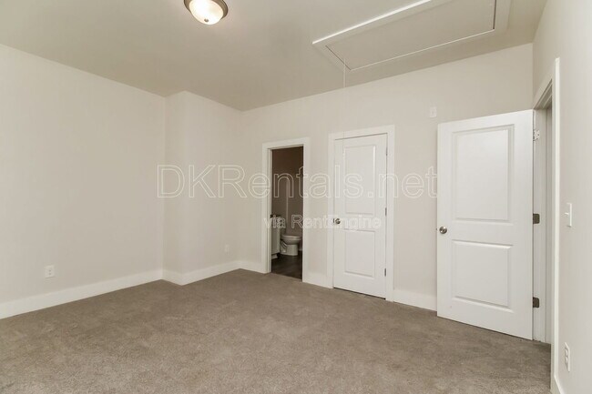 Building Photo - 140 Stewart Glen Dr