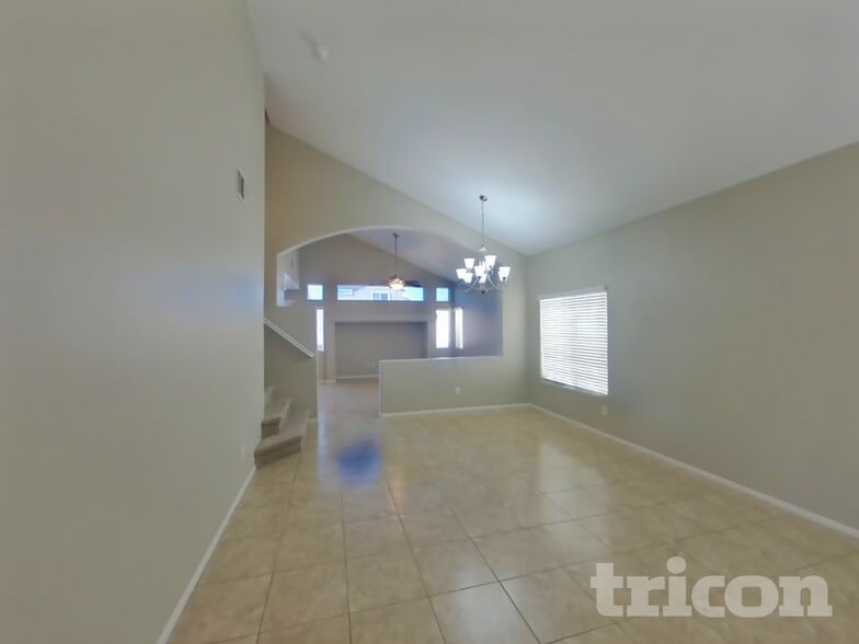 Building Photo - 6309 Sereno Springs St