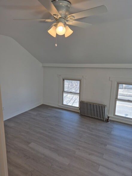 Building Photo - 98 Columbia St