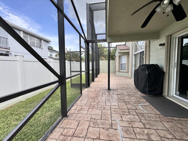 Building Photo - 18038 Rhumba Way