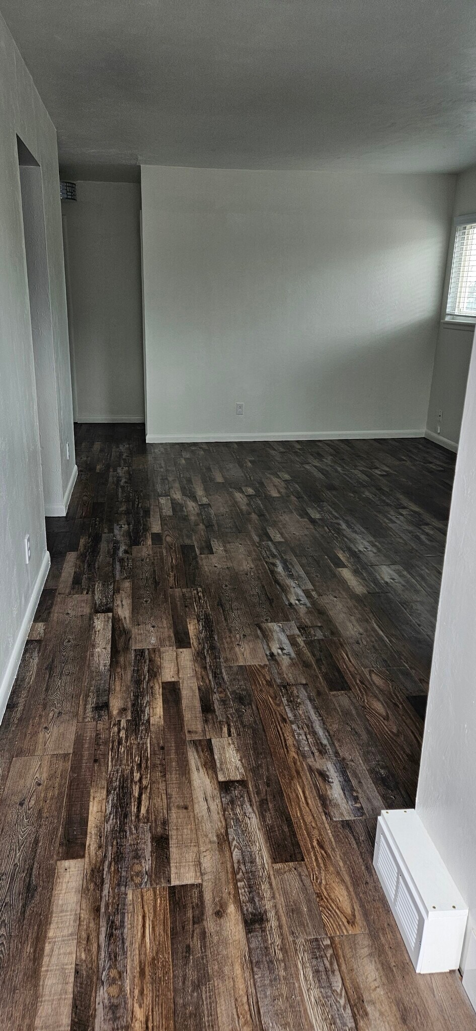 Top Unit - 2221 Cooper Ave