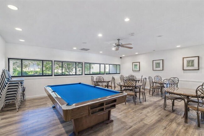 Building Photo - 2616 Cove Cay Dr