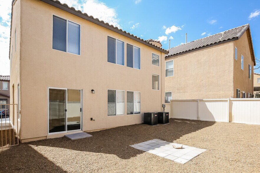 Building Photo - 9450 Havasu Canyon Ave