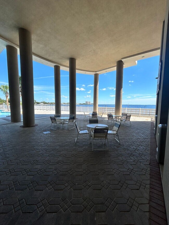 Building Photo - 6422 US-98