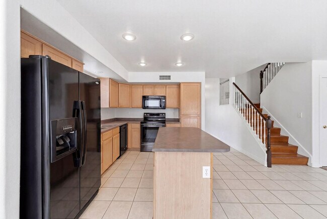 Building Photo - 15822 S 32nd Pl