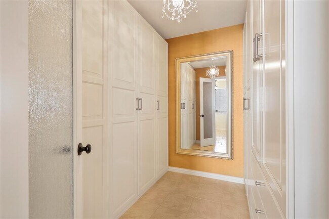Building Photo - 13622 Wimbledon Oaks Dr