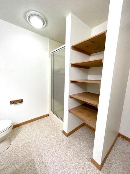 Building Photo - 1509 Manor Ln