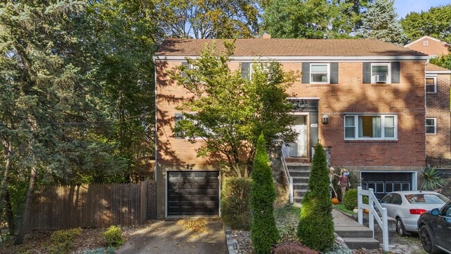 Building Photo - Furnished Rental in Shadyside