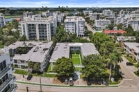 Building Photo - 9270 E Bay Harbor Dr