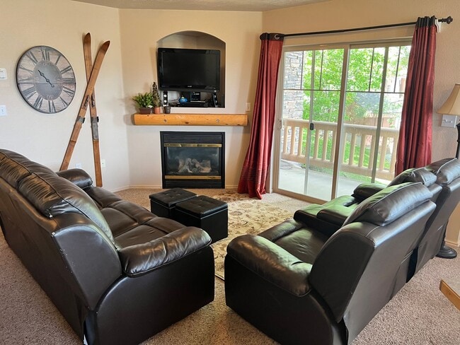 Building Photo - Foxbay @ The Jordanelle