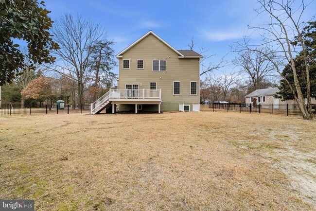 Building Photo - 609 Tebbston Dr