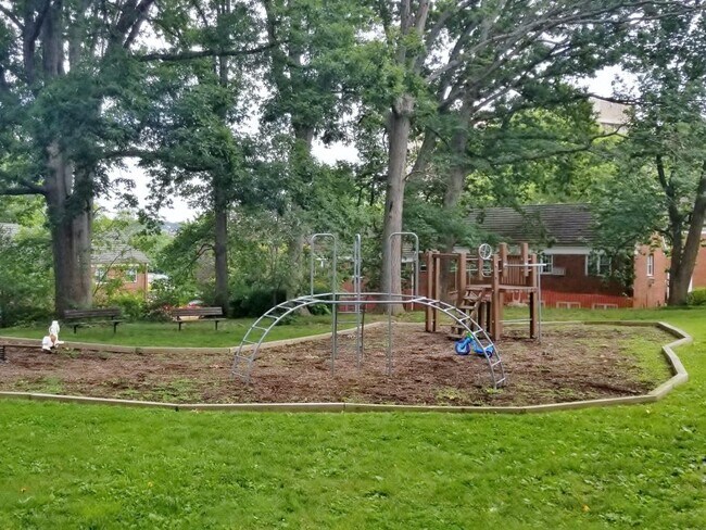 Building Photo - 3710 Gunston Rd