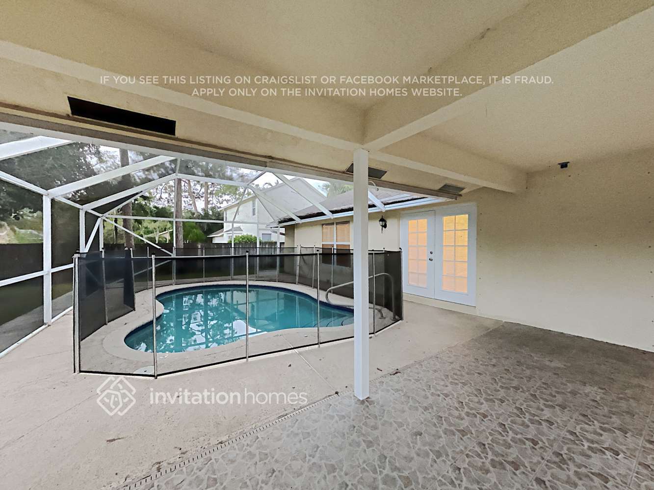 Building Photo - 14822 Paddock Dr