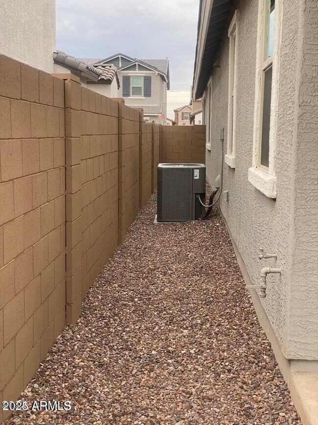 Building Photo - 9449 W Roma Ave