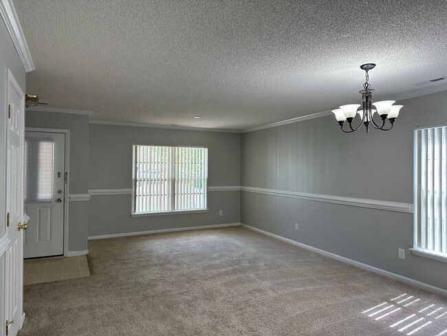 Building Photo - 5091 Ballantine Dr