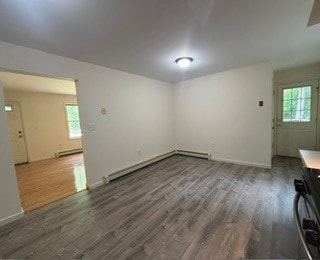 Building Photo - 86 Maple St