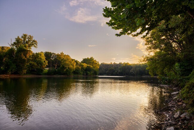 Building Photo - 730 Bennys Bch Rd