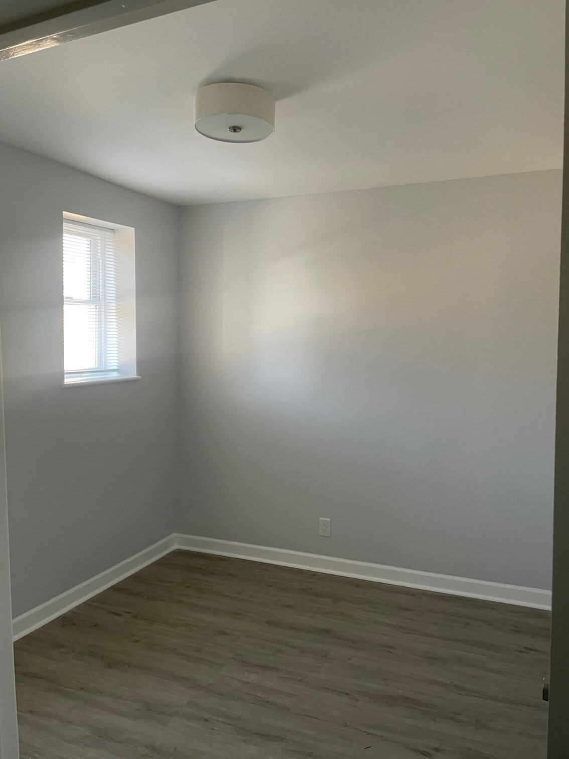 Second Bedroom - 216 Findlay St