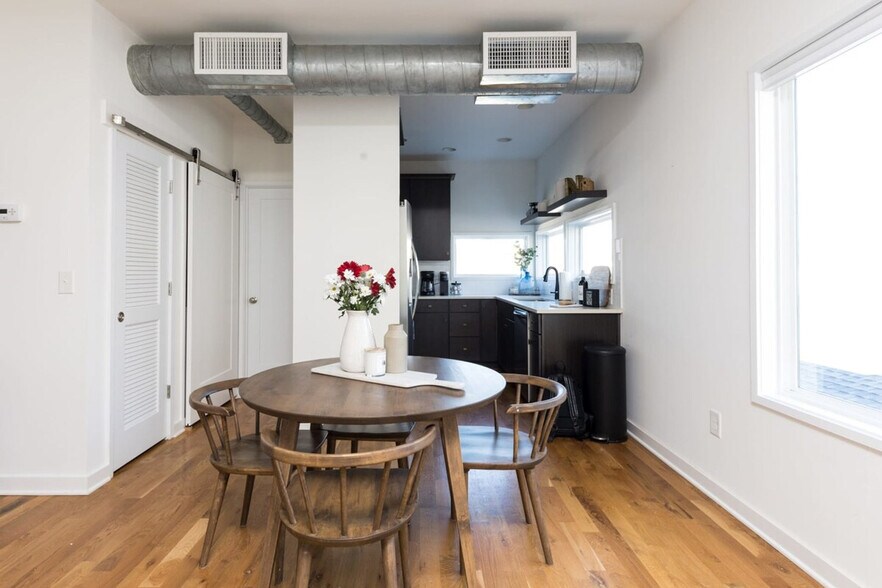 Building Photo - 5604 New York Ave