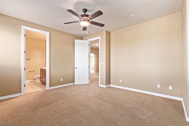 Building Photo - 9805 Queen Charlotte Dr