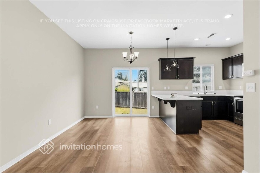 Building Photo - 4935 204th St Ct E