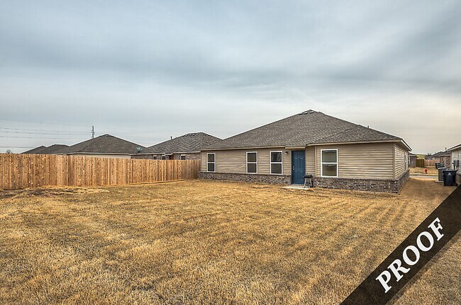 Building Photo - 7641 Leichter Ave