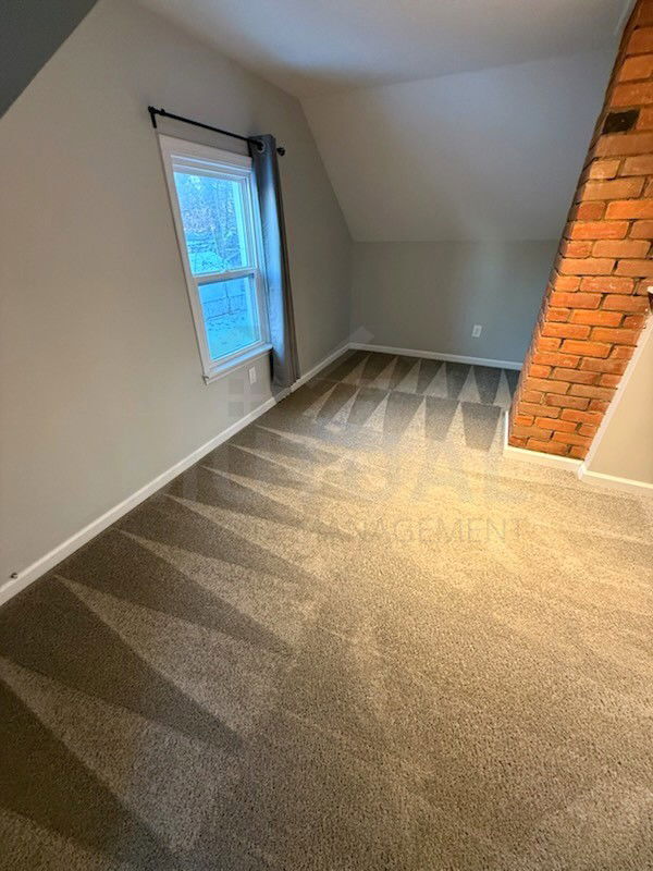 Building Photo - 389 Channing St