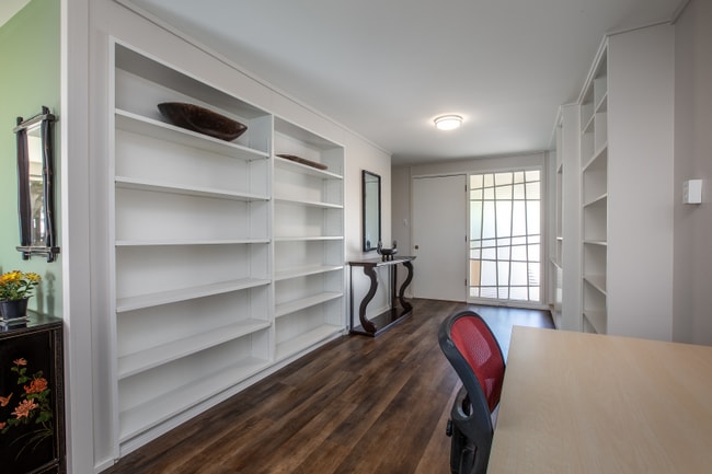 Building Photo - 1603A Paula Dr