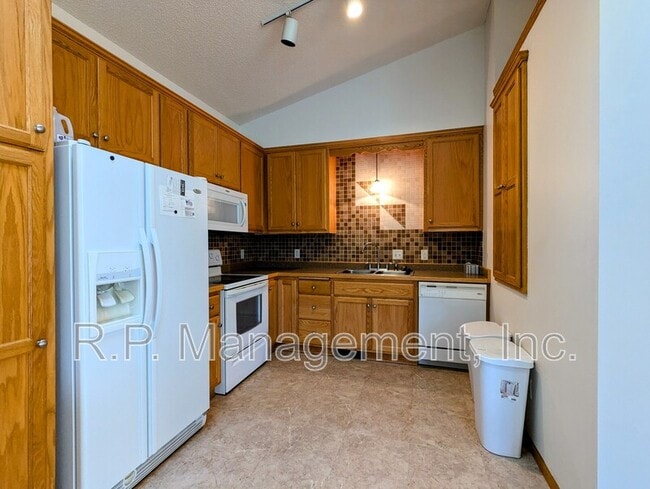 Building Photo - 14891 Generation Ave N