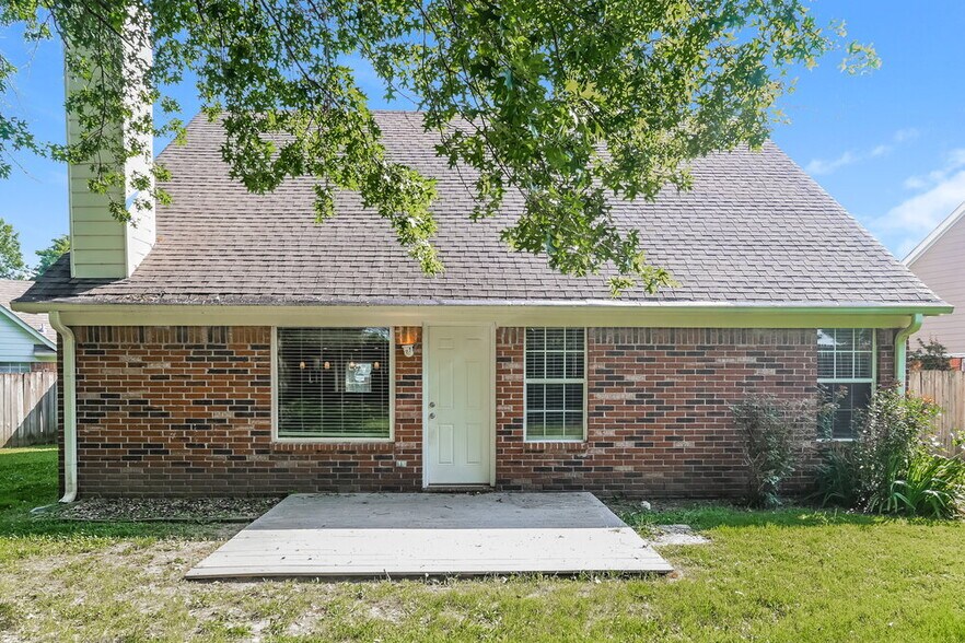Building Photo - 277 Gaslight Cove