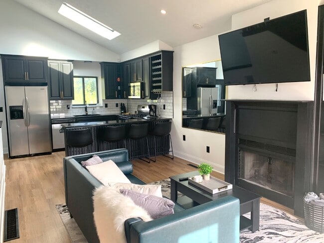 Building Photo - 5808 Stormcroft Ave