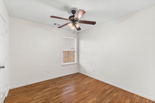 Building Photo - 9006 Wildbird Ln